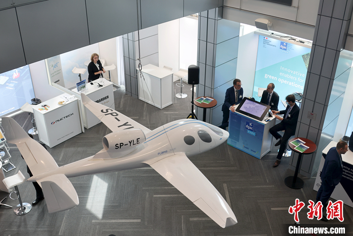 當(dāng)?shù)貢r(shí)間9月25日，加拿大蒙特利爾，2022年國(guó)際民航組織創(chuàng)新博覽會(huì)展示區(qū)一角。 <a target='_blank' href='/'>中新社</a>記者 余瑞冬 攝