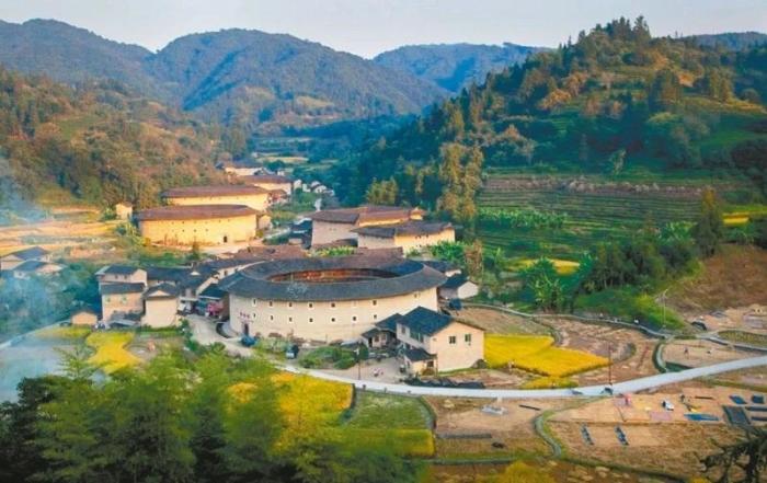 土樓秋韻。圖片來(lái)源：臺(tái)灣《經(jīng)濟(jì)日?qǐng)?bào)》