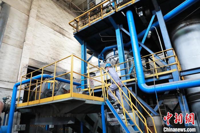 探訪甘肅危廢處理“終結(jié)者”：高峰日“終結(jié)”90噸，沒(méi)有退路可言