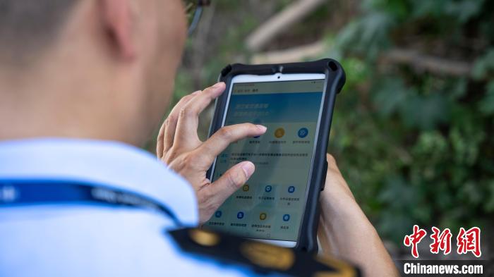 浙江交通行政執(zhí)法深化全流程數(shù)字辦案?！≌憬〗煌ㄟ\(yùn)輸廳供圖