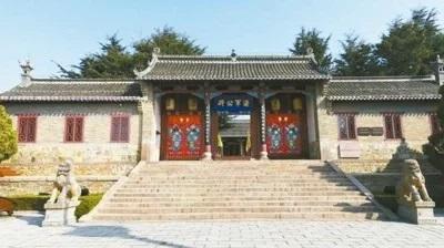 劉公島上的北洋海軍公所。圖片來(lái)源：臺(tái)灣《經(jīng)濟(jì)日?qǐng)?bào)》