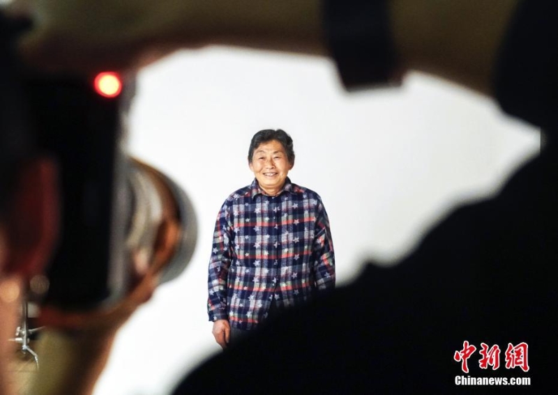 資料圖：“關(guān)注老年人營(yíng)養(yǎng)均衡 快樂(lè)健康養(yǎng)老”公益活動(dòng)。 <a target='_blank' href='/'>中新社</a>發(fā) 謝云松 攝