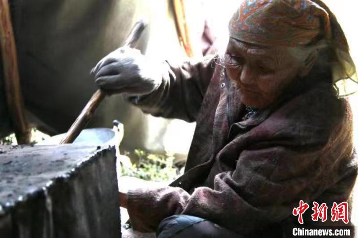 圖為瑪麗亞·索?！☆櫶夜﹫D