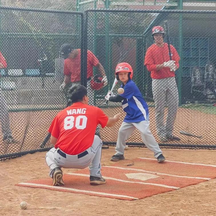 揮出人生第一棒，《第一堂棒球課》掀起屬于棒球的時代浪潮