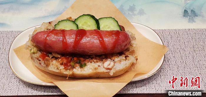 大腸包小腸?！∈茉L者供圖