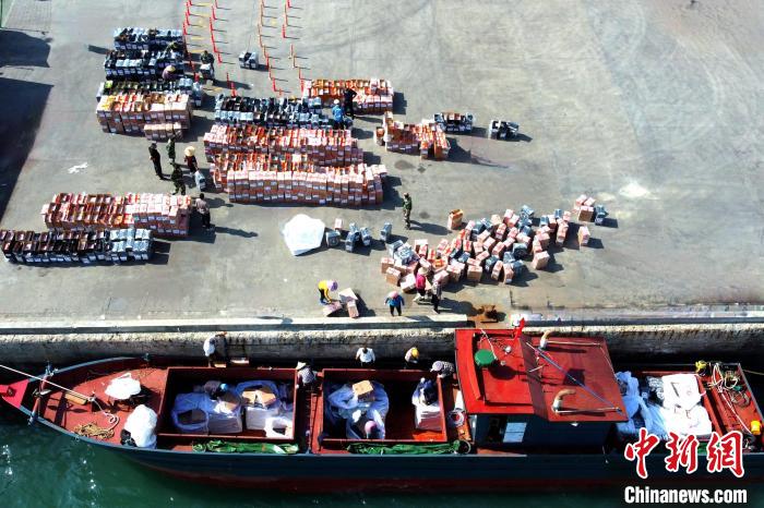 涉案走私香煙?！≌闹莺＞止﹫D