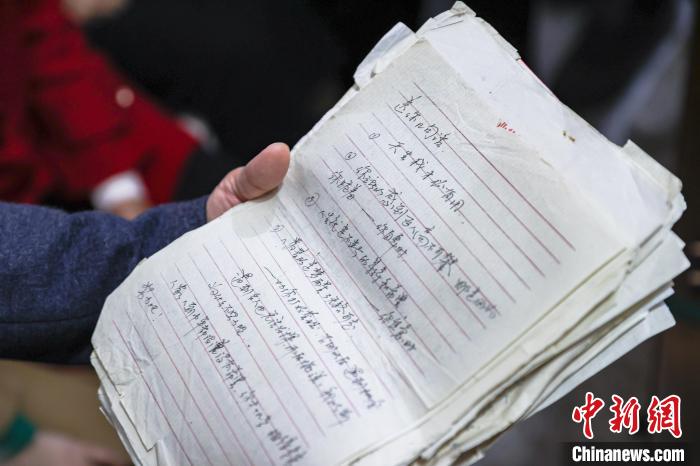 鄧清明勉勵(lì)弟弟李清華的一封家書(shū)?！⒘?攝