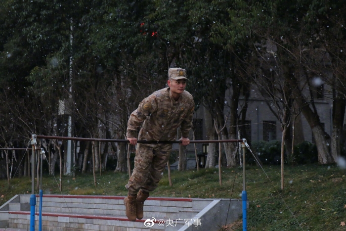 001SX8hXly1h8w6d9dkccj61900u0aid02 001SX8hXly1h8w6d9dkccj61900u0aid02