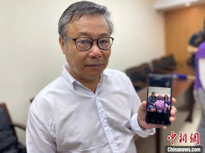 李真銘繼承父親遺志，成為一名傳遞和平之聲的紫金草志愿者?！∩耆?攝