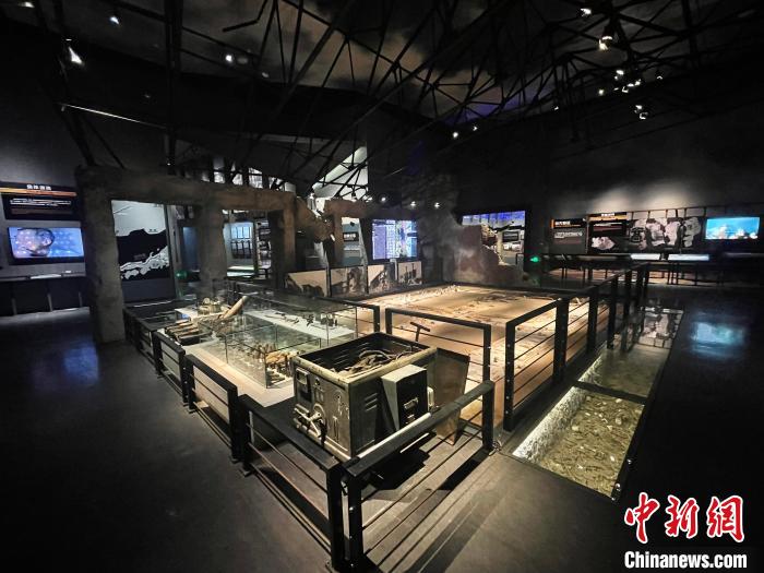 侵華日軍第七三一部隊罪證文物展示。　胡明紅 攝