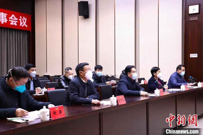 寧德市海外聯(lián)誼會二屆六次常務(wù)理事會議現(xiàn)場。　葉茂 攝