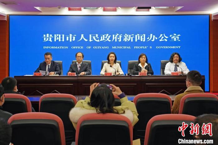 圖為新聞發(fā)布會(huì)現(xiàn)場(chǎng)?！×哄吩?攝