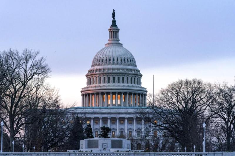 資料圖：美國(guó)國(guó)會(huì)大廈（來(lái)源：環(huán)球網(wǎng)）
