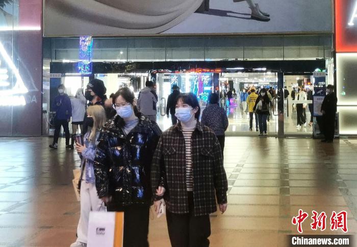 春節(jié)臨近年味濃廣州消費(fèi)市場(chǎng)逐步升溫