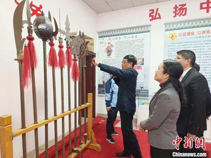 “龍文武術(shù)‘遷臺(tái)記憶’物品歸集展”活動(dòng)現(xiàn)場。　廖珍妹 攝