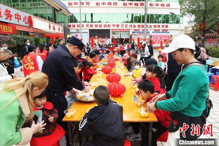 圖為活動(dòng)現(xiàn)場(chǎng)。　楊巧如 攝