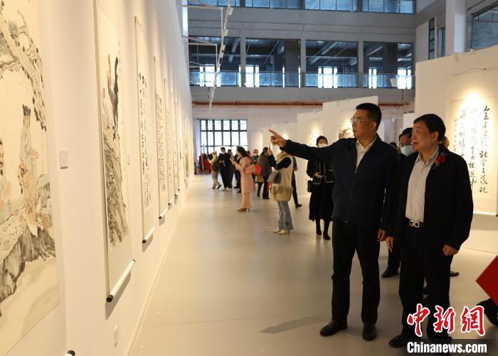 書畫巡回展一角?！∶窠ǜ＝ㄊ∥﹫D