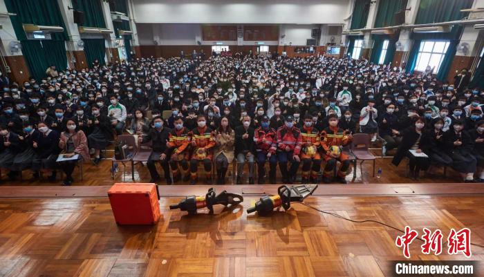 分享會現(xiàn)場?！∨鄡S中學(xué)供圖