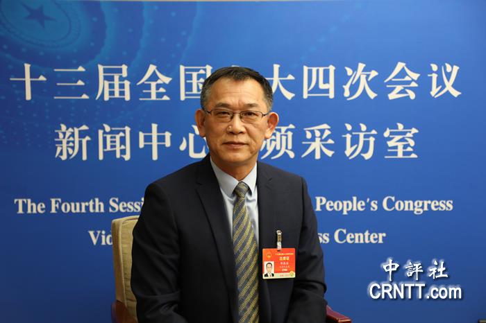 全國人大代表、全國臺聯(lián)副會長、江蘇省臺聯(lián)會長鄒振球（中評社資料圖）