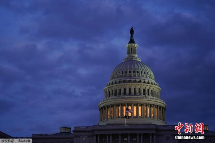 資料圖：美國(guó)國(guó)會(huì)大廈。