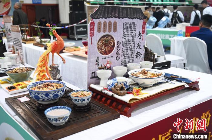 圖為參賽作品展示?！钪拘?攝