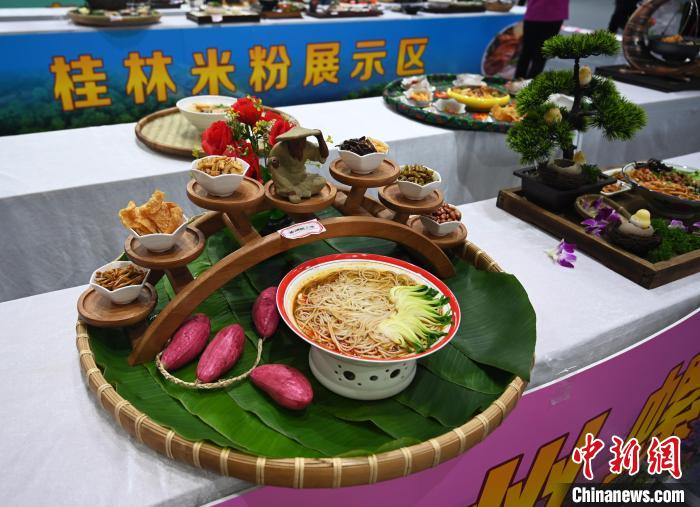 圖為參賽作品展示?！钪拘?攝