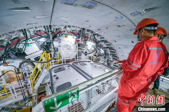 上海軌道交通崇明線北港區(qū)間盾構(gòu)“申崇號(hào)”近日始發(fā)?！∩虾Ｉ晖ǖ罔F供圖