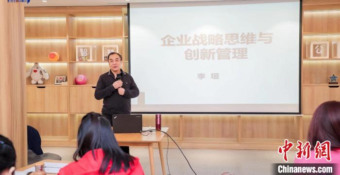 “自由·向尚”創(chuàng)新坊活動現(xiàn)場。　黃浦區(qū)委統(tǒng)戰(zhàn)部供圖