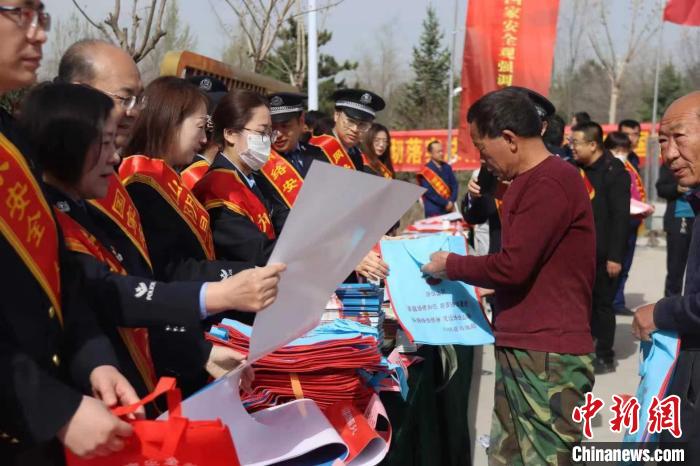 山陰縣開展國家安全集中宣講、警示教育等活動?！∩疥幙h融媒體中心供圖