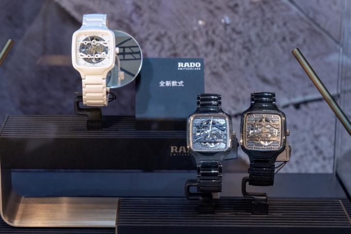 06 True Square真我系列鏤空機(jī)械腕表“無雙白”、“無雙灰”、“無雙黑” 