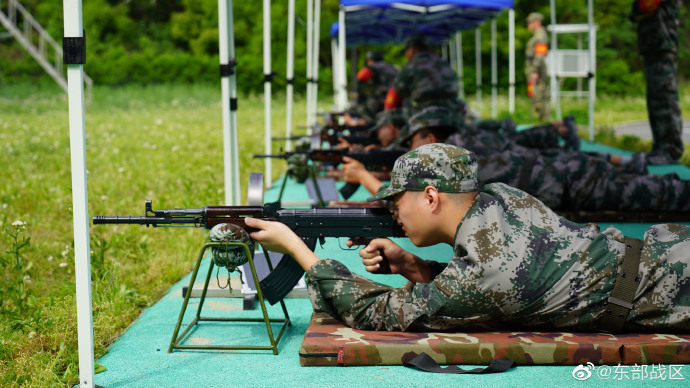 008aq8oQgy1hd9vws2h06j332o1q8hdt 008aq8oQgy1hd9vws2h06j332o1q8hdt