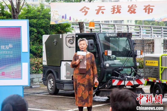 劉安芬講述自身故事?！幉ㄊ姓侣勣k供圖