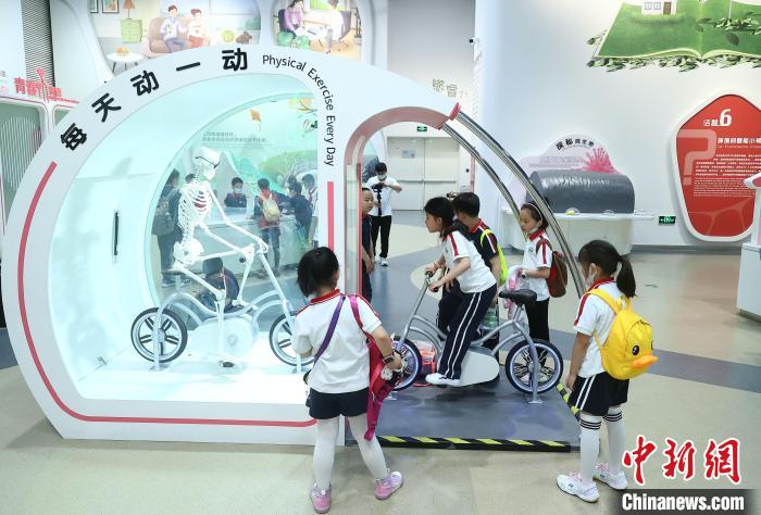 歷時(shí)3年設(shè)計(jì)打造中國(guó)科技館“共話健康真意”展廳全新亮相