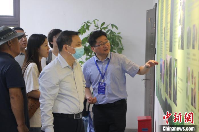 35位臺胞臺屬在安徽農(nóng)大聊茶事、品茶香