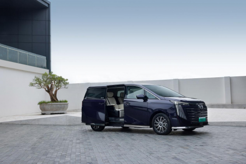 “寧勁智遠(yuǎn)”重豎新能源豪華MPV標(biāo)準(zhǔn)，傳祺E9正式上市