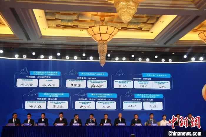 簽約儀式?！∪~紫慧 攝