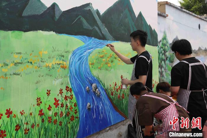 泰安市大學生鄉(xiāng)村文化藝術季拉開帷幕?！∩綎|省文旅廳供圖