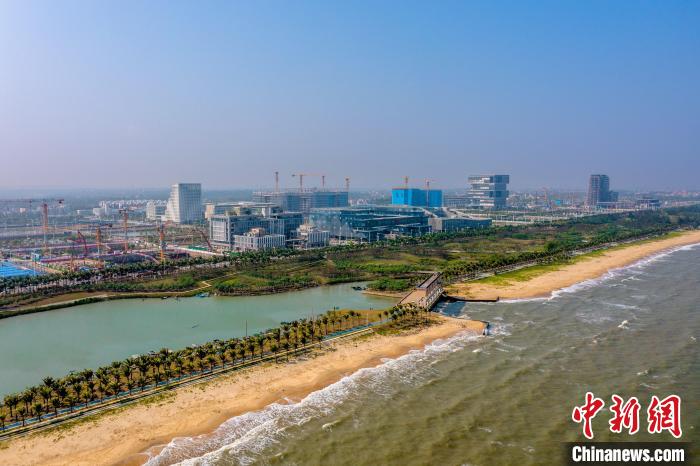 資料圖：?？诮瓥|新區(qū)項目建設加速推進。　?？趪H投資促進局供圖