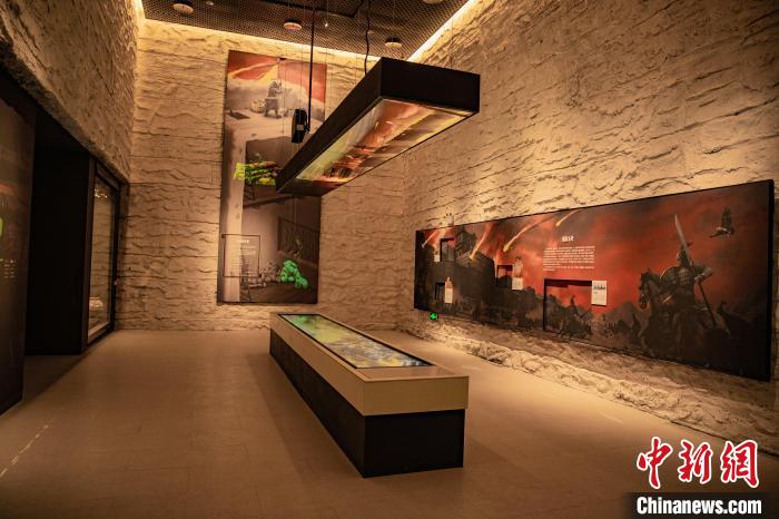 統(tǒng)萬城遺址博物館?！￡兾耐队芰治穆霉﹫D