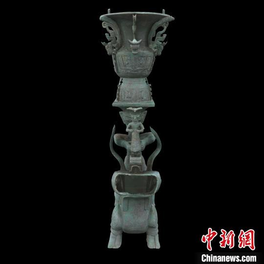 銅獸馱跪坐人頂尊銅像?！∷拇ㄊ∥奈锟脊叛芯吭汗﹫D