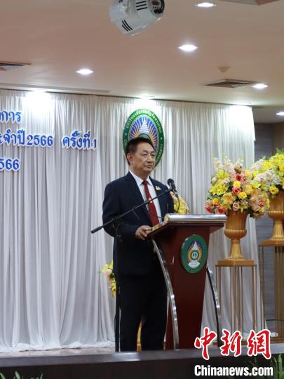 泰國中醫(yī)師總會會長林丹乾在論壇上演講。<a target='_blank' href='/'>中新社</a>發(fā) 吳特 攝