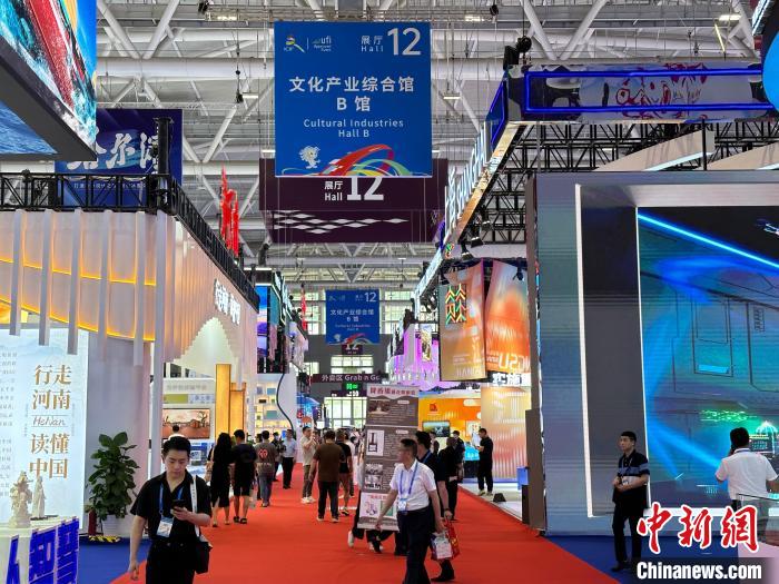 第十九屆中國(深圳)國際文化產(chǎn)業(yè)博覽交易會現(xiàn)場。方偉彬 攝