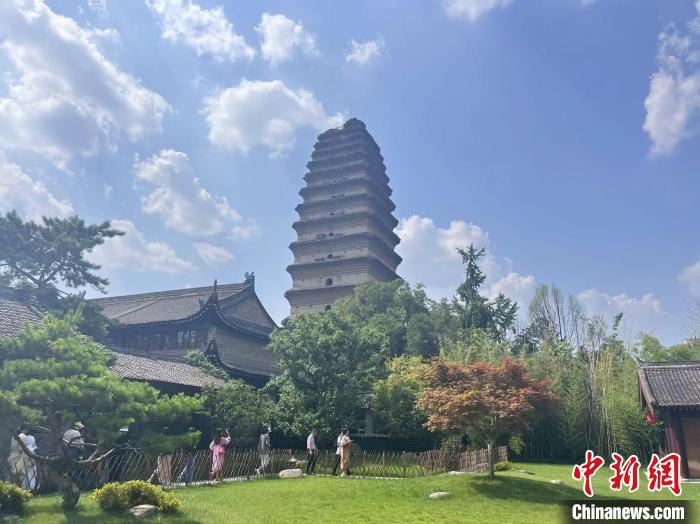 西安旅游市場(chǎng)迎“暑期熱”千年古都文旅持續(xù)向“新”
