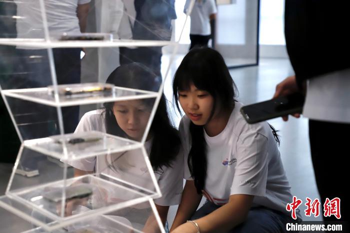 圖為：澳門青年探訪云棲小鎮(zhèn)。　肖健 攝