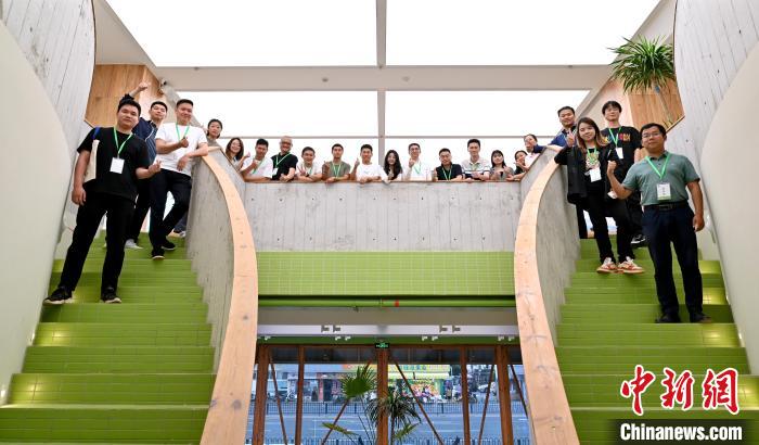 在空間設(shè)計上，YSPACE秉持“開放、共享、融合”的理念?！∩虾F(tuán)市委供圖