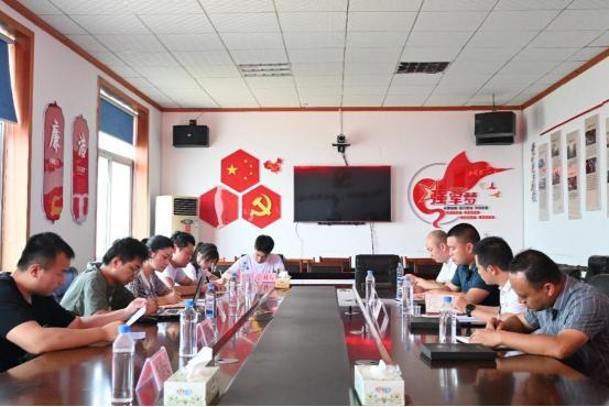 攸縣蓮塘坳鎮(zhèn)政府同湖南師范大學(xué)商學(xué)院保險(xiǎn)助農(nóng)實(shí)踐團(tuán)召開(kāi)座談會(huì)