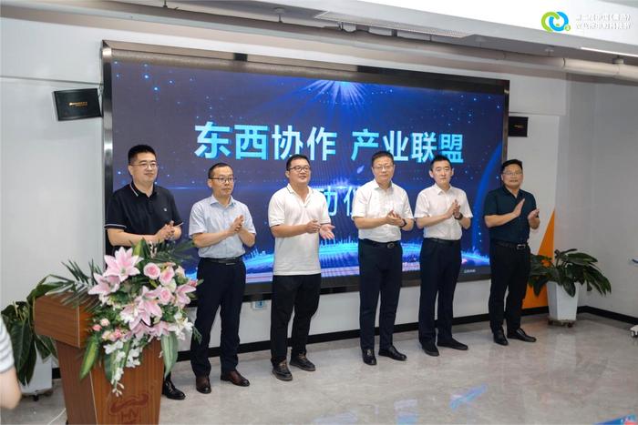 （從左到右分別為：馮廣軍、閆國振、孫元琨、王培海、孔強(qiáng)、王京剛）