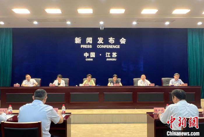 江蘇推動(dòng)實(shí)現(xiàn)長(zhǎng)三角知識(shí)產(chǎn)權(quán)制度建設(shè)和實(shí)施機(jī)制一體化