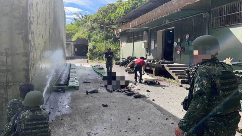 六軍團(tuán)基隆彈藥庫爆炸，2官兵手臂炸斷送醫(yī)。(戴志揚(yáng) 翻攝)