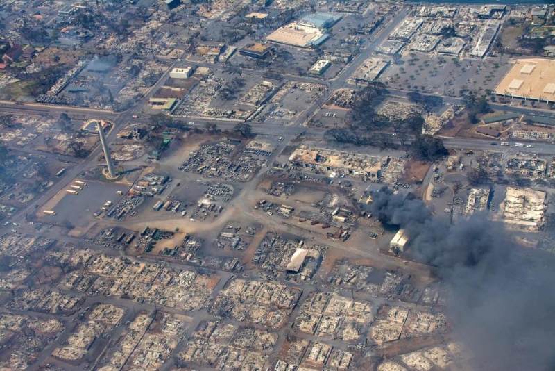 美國夏威夷州毛伊縣8月10日公布的照片顯示野火造成嚴重破壞。（新華社發(fā)）